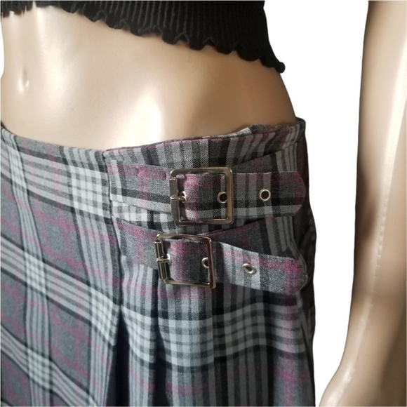 Vintage Garage Plaid Skirt - Picture 5 of 10